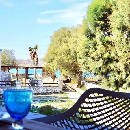 Aithoni Agioi Anargyroi Casa vacanze *