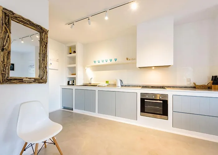 Aithoni Agioi Anargyroi Naousa