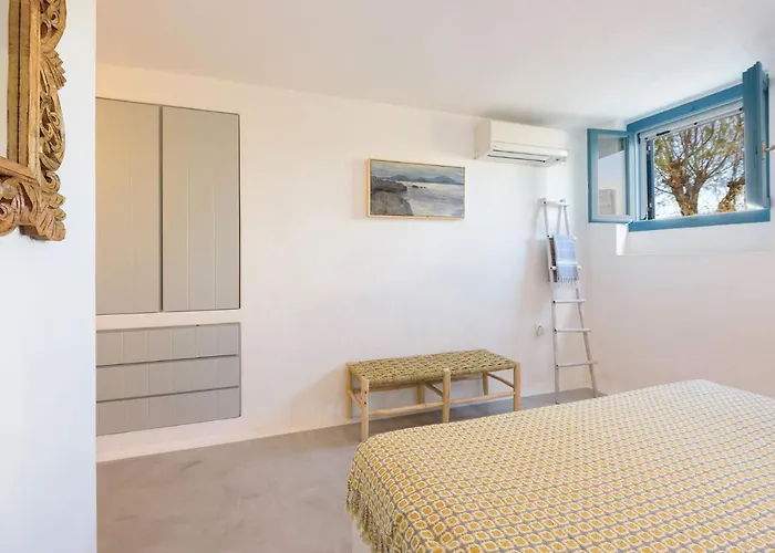 Aithoni Agioi Anargyroi Casa de Férias *