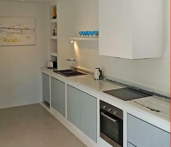 Semesterbostad Aithoni Agioi Anargyroi *